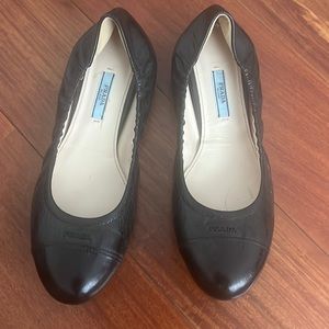 Black leather prada flats size 38